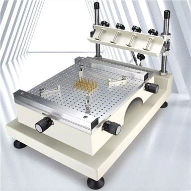 Mașină de fabricare a componentelor electronice SMT